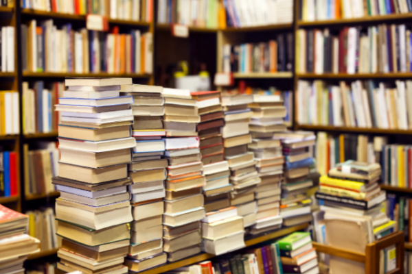 Lire la suite à propos de l’article Livres neufs, livres d’occasion : une distinction à faire