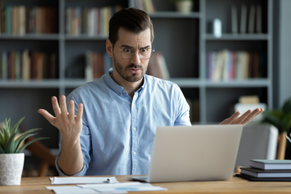 Lire la suite à propos de l’article Douanes : un avis de mise en recouvrement « presque » clair…