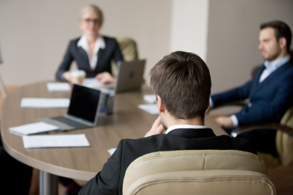 Lire la suite à propos de l’article Entretien préalable : quel accompagnement pour l’unique représentant du personnel ?