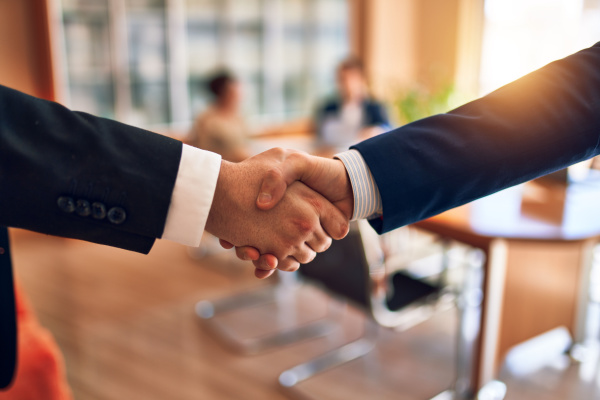 Lire la suite à propos de l’article Pacte Dutreil : même pour les loueurs en meublé ?