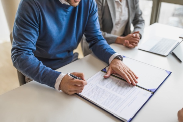 Lire la suite à propos de l’article Clause pénale et obligation de non-concurrence : précisions du juge !