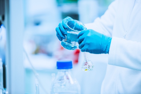 Lire la suite à propos de l’article Médicaments stériles : les nouvelles bonnes pratiques de fabrication