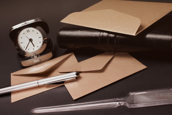 Lire la suite à propos de l’article Contester une décision administrative : du nouveau pour les délais de recours !