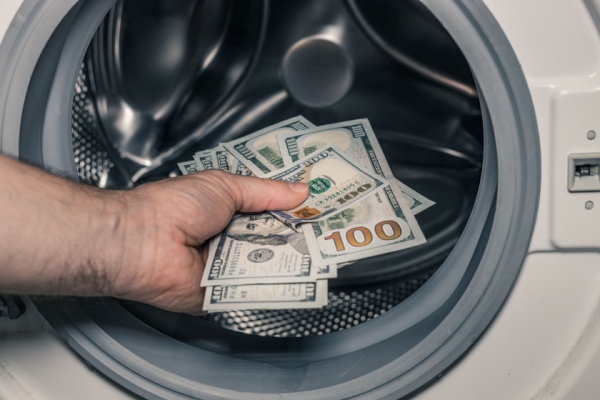 Lire la suite à propos de l’article Lutte contre le blanchiment : des précisions sur la procédure de signalement !