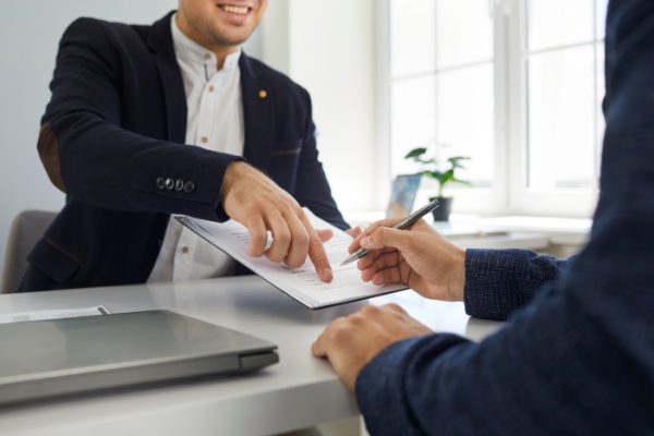 Lire la suite à propos de l’article Annulation de cautions et de comptes courants : comment s’y retrouver ?