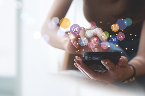 Lire la suite à propos de l’article Applications mobiles : en ordre de marche pour la protection de la vie privée !