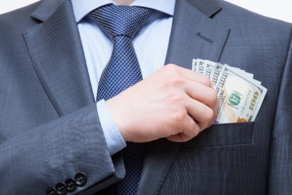 Lire la suite à propos de l’article Déductibilité de la rémunération des gérants de SARL : même pour les gérants de fait ?