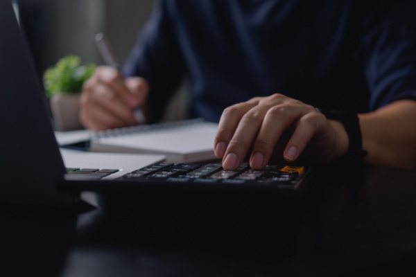Lire la suite à propos de l’article Dématérialisation du rescrit fiscal : après les professionnels, les particuliers ?