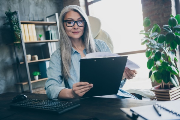 Lire la suite à propos de l’article Vente de société, départ en retraite et avantage fiscal : une question de rémunération ?