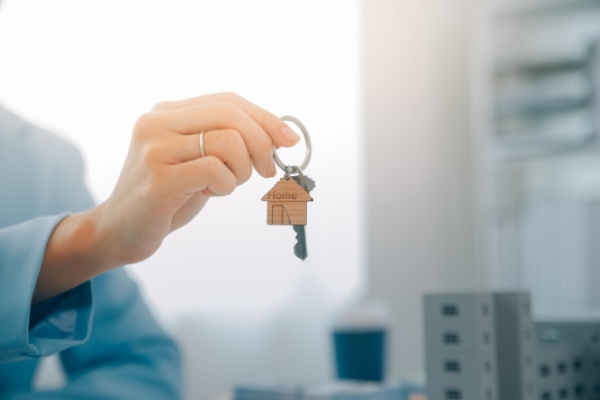 Lire la suite à propos de l’article Achat immobilier : hausse des frais de notaire pour tous ?