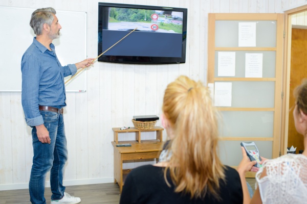 Lire la suite à propos de l’article Code de la route : l’épreuve théorique facilitée pour les handicaps auditifs !
