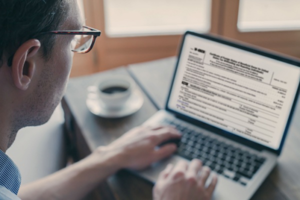 Lire la suite à propos de l’article Dématérialisation de la procédure d’enregistrement : clap de fin ?