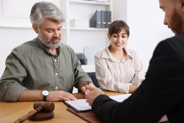 Lire la suite à propos de l’article Perte d’un avantage fiscal et responsabilité du professionnel du droit : tout est lié ?