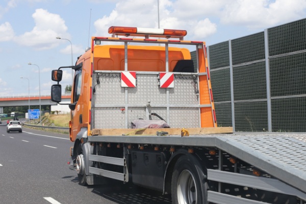 Lire la suite à propos de l’article Tarif de dépannage des véhicules légers sur autoroutes et routes express – Année 2025