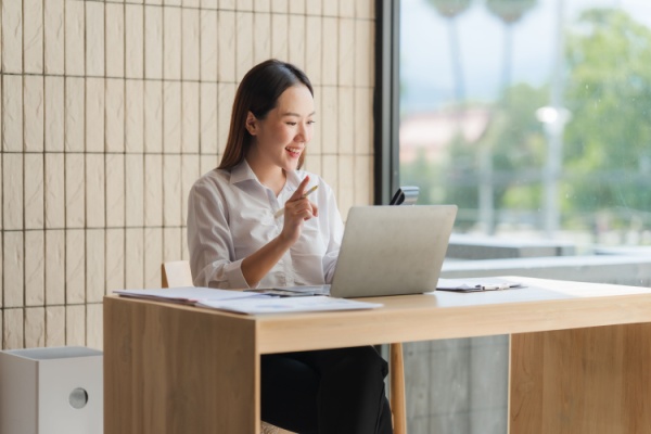 Lire la suite à propos de l’article Activité de formation en micro-entreprise : une micro-formalité ?