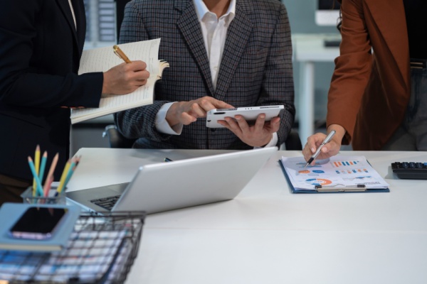 Lire la suite à propos de l’article Attractivité des entreprises françaises : des mesures pratiques pour attirer les investisseurs