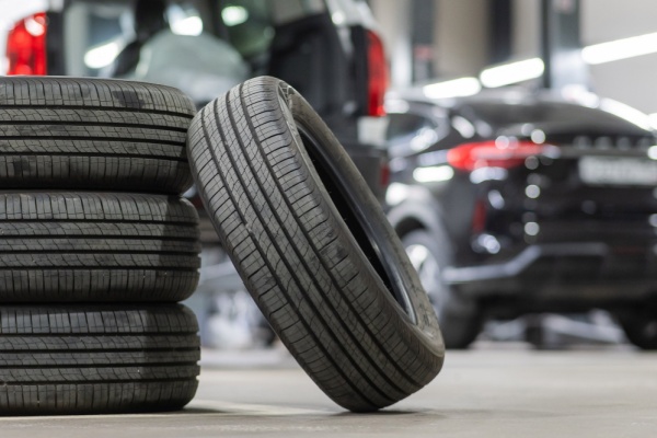 Lire la suite à propos de l’article Rechapage des pneus : une aide financière et des objectifs allégés