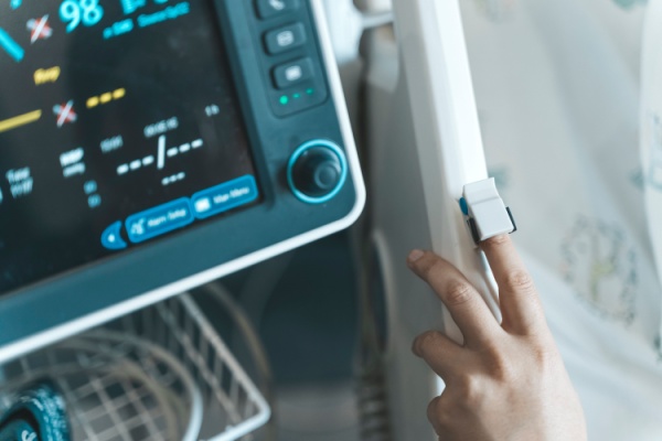 Lire la suite à propos de l’article Dispositifs médicaux : une vigilance accrue