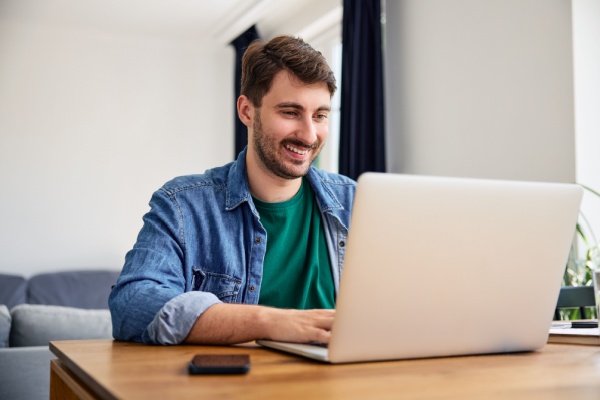 Lire la suite à propos de l’article Première déclaration de revenus : mode d’emploi