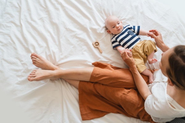Lire la suite à propos de l’article Congé supplémentaire de naissance : les modalités sont fixées pour les indépendants et les non-salariés agricoles