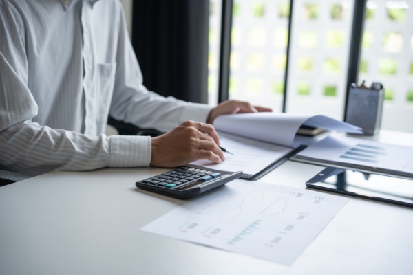Lire la suite à propos de l’article Simplification de la vie économique : protéger la trésorerie des entreprises