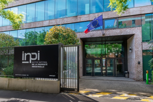 Lire la suite à propos de l’article Formalités et propriété industrielle : simplification en vue ?