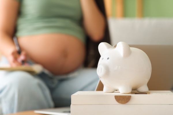 Lire la suite à propos de l’article Congé supplémentaire de naissance : précisions pour le RSA et la prime d’activité