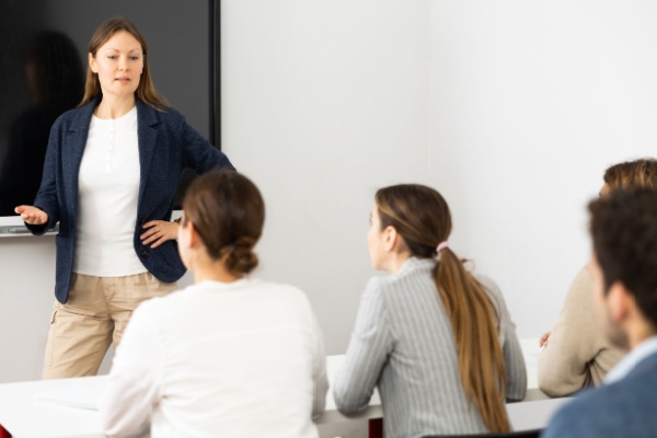 Lire la suite à propos de l’article Enseignement privé : précisions concernant les enseignants stagiaires