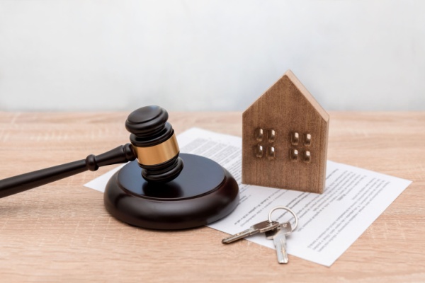 Lire la suite à propos de l’article SCI familiale : quand la location tourne à l'abus de droit…