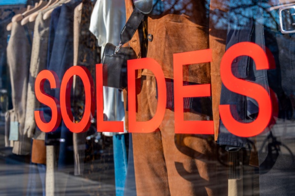 Lire la suite à propos de l’article Soldes d’été : prolongation sous l’effet de la canicule